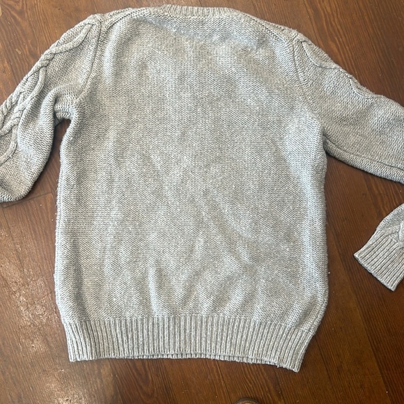 GAP Gray Crewneck Cable Knit Sweater - Picture 6 of 6